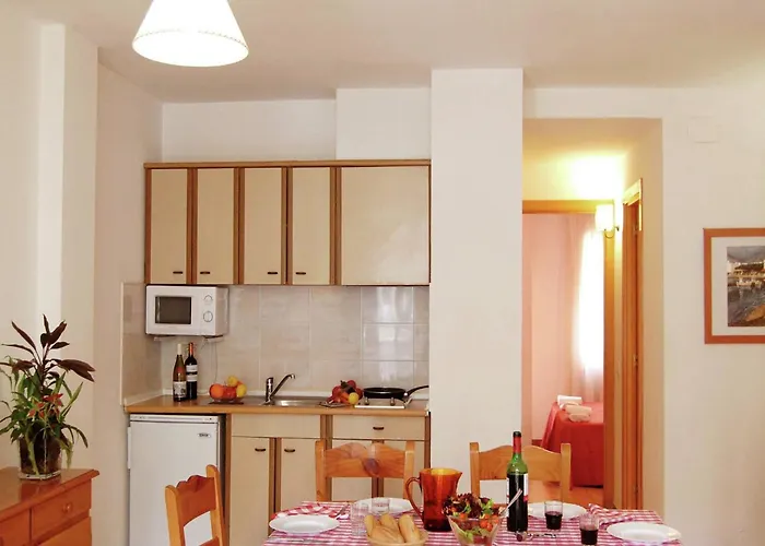 By & Canals * Empuriabrava